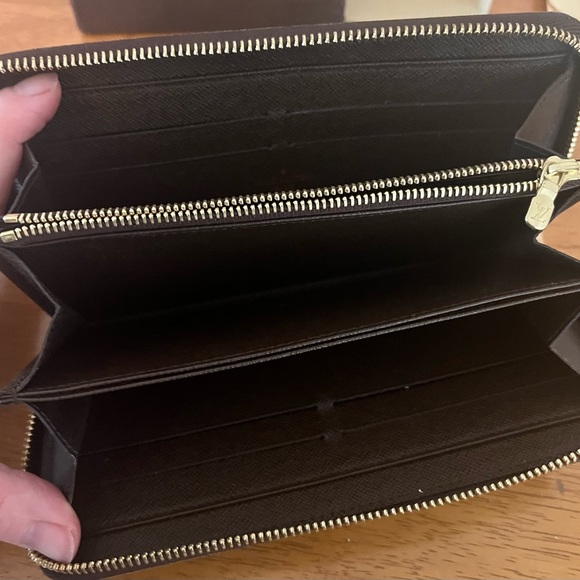 Louis Vuitton Zippy Wallet-Damier Ebene - Picture 8 of 10